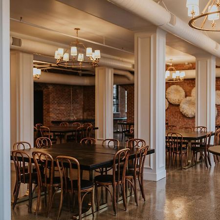 Hatchery Hotel & Event Center ラ・クロス エクステリア 写真